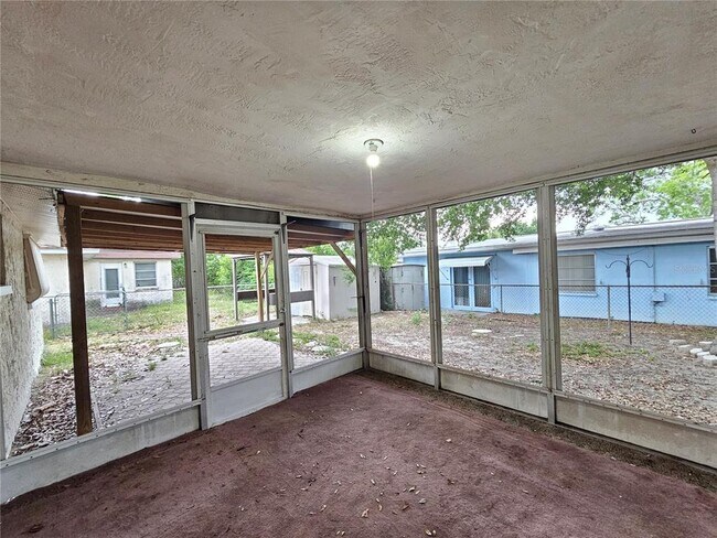 Building Photo - 4715 Madison St