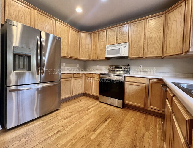 Building Photo - 22192 Pebble Brook Ln