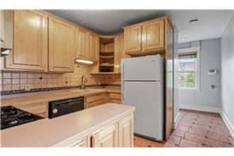 Building Photo - 3017 Knox Ave S