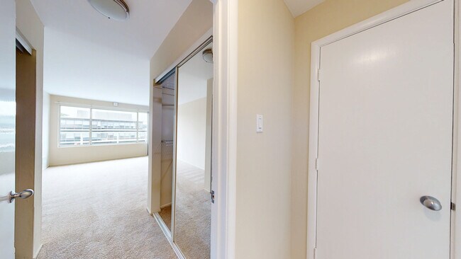 Building Photo - 59 Lupine Ave