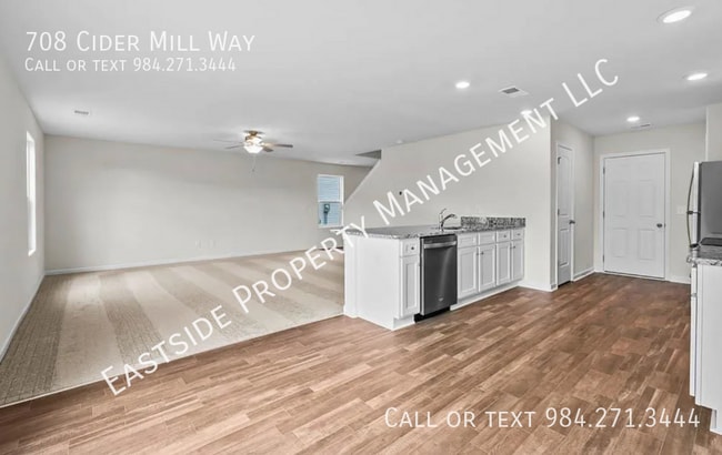 Building Photo - 708 Cider Ml Wy