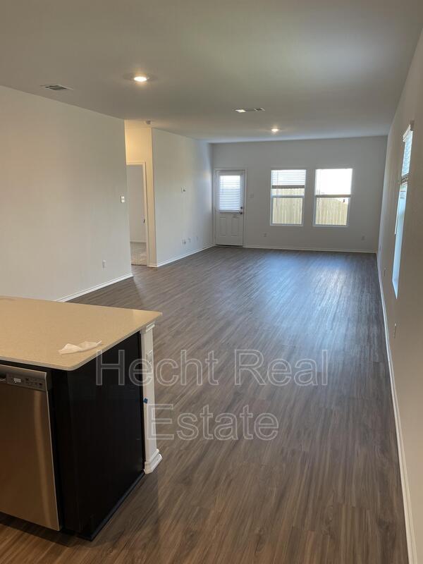 Building Photo - 267 Geode Glen