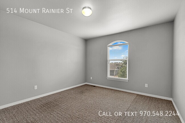 Building Photo - 514 Mount Rainier St