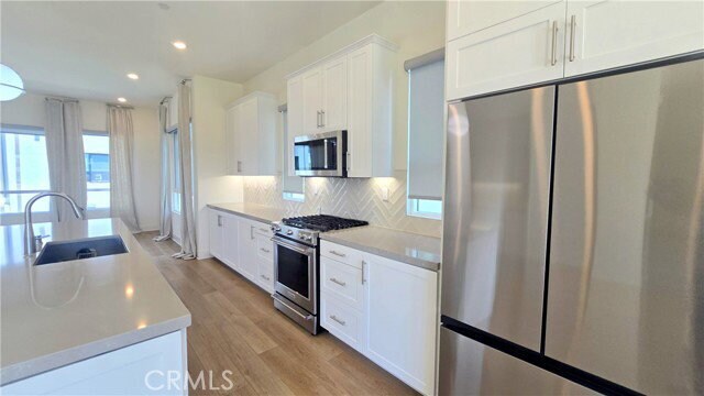 Building Photo - 2245 Skylar Pl