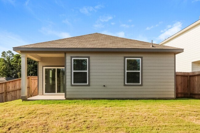 Building Photo - 15310 Abella Dr