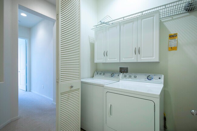 Building Photo - 2300 Via Calderia