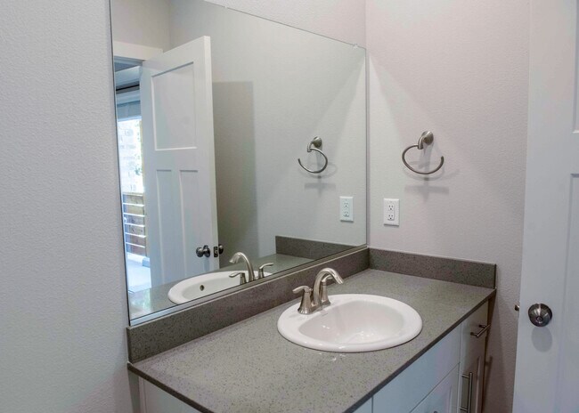 Building Photo - 12003 SE High Creek Rd