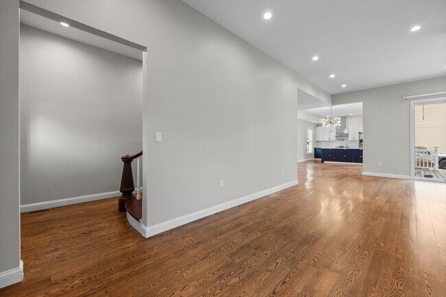 Building Photo - 63 Perrin St