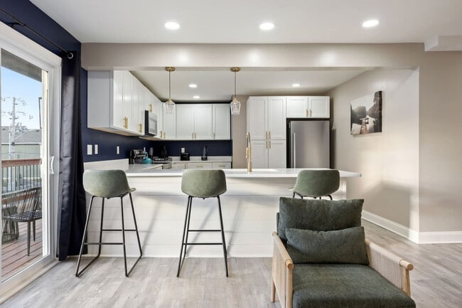 Building Photo - 1523 S East St