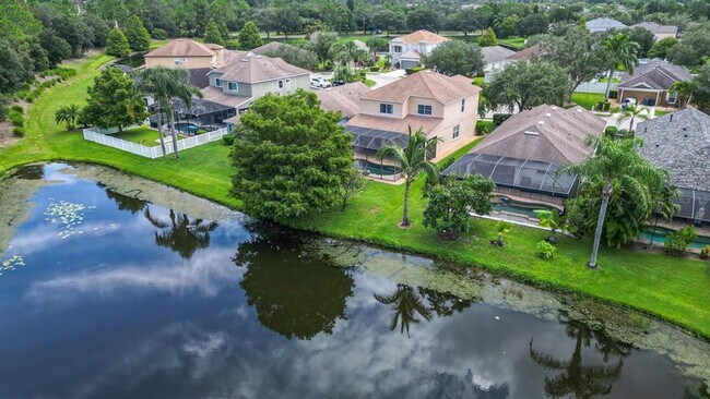 Building Photo - 6122 Blue Runner Ct