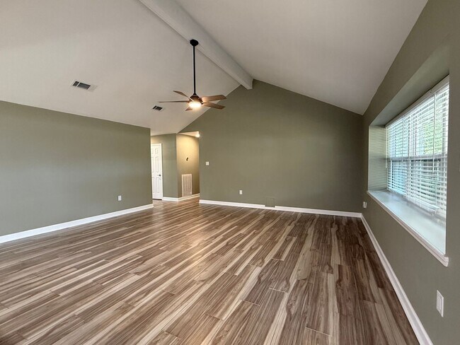 Building Photo - Beautiful Reno in Tanglewood