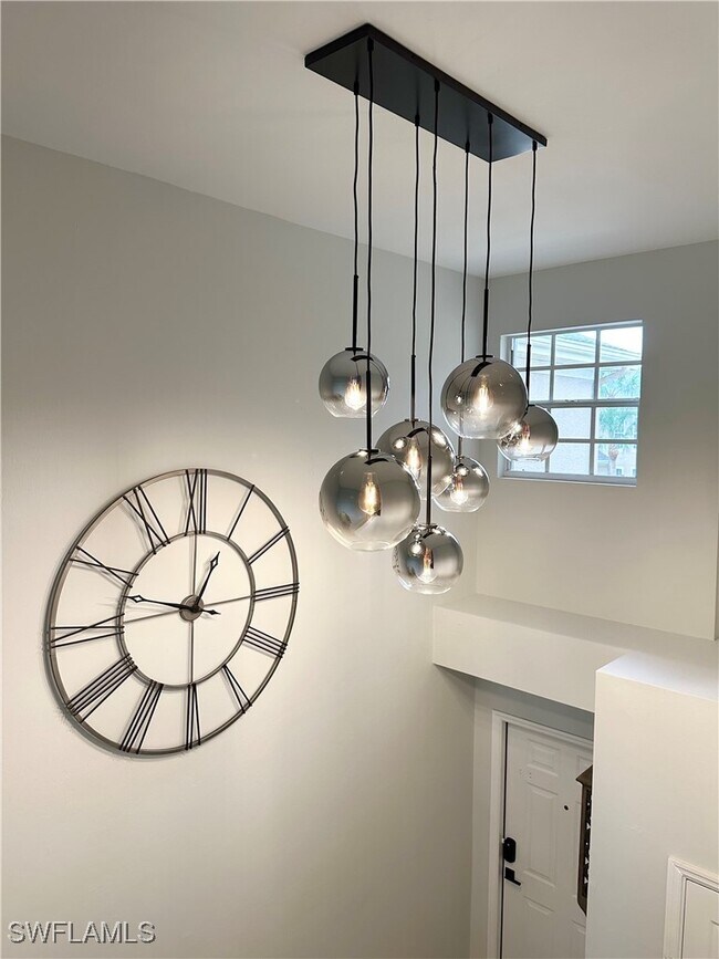 Building Photo - 23007 Lone Oak Dr