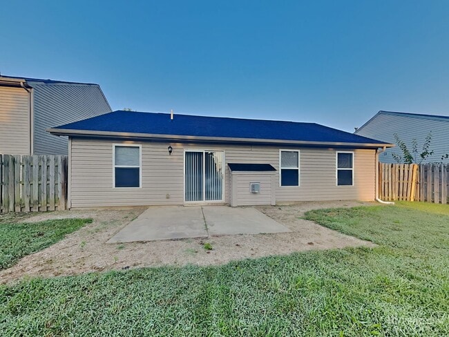 Building Photo - 3207 Rolling Knoll Ln