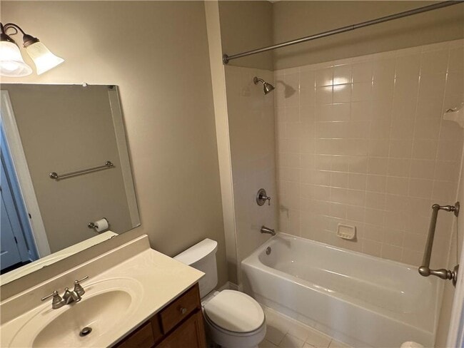 Building Photo - 7411 Redbud Loop