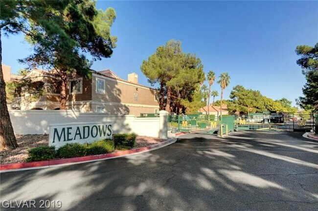 Primary Photo - 220 Mission Newport Ln