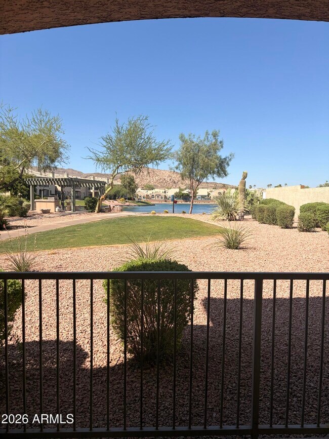 Building Photo - 16013 S Desert Foothills Pkwy