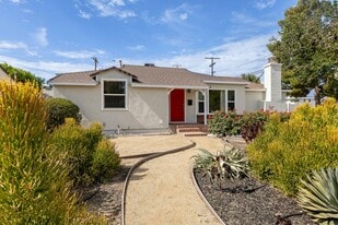 front House - 16601 Valerio St