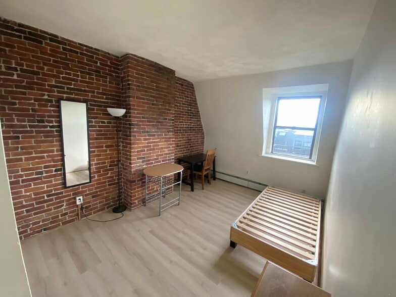 Building Photo - 23 Worcester Sq