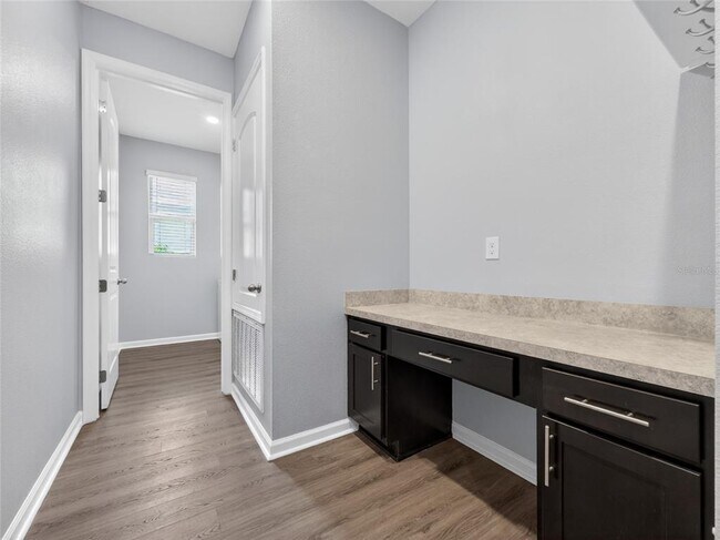 Building Photo - 8053 Cherrystone St