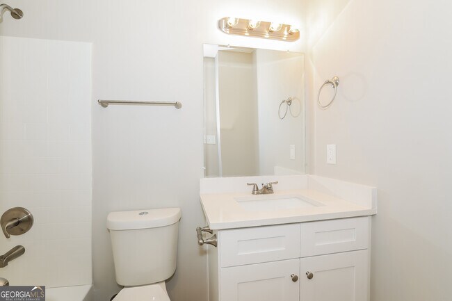 Building Photo - 1743 Hunting Creek Ln SE