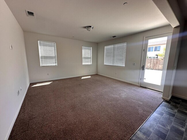 Building Photo - 2893 N Schneider Ave