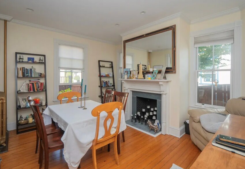 Building Photo - 17 Lincoln St