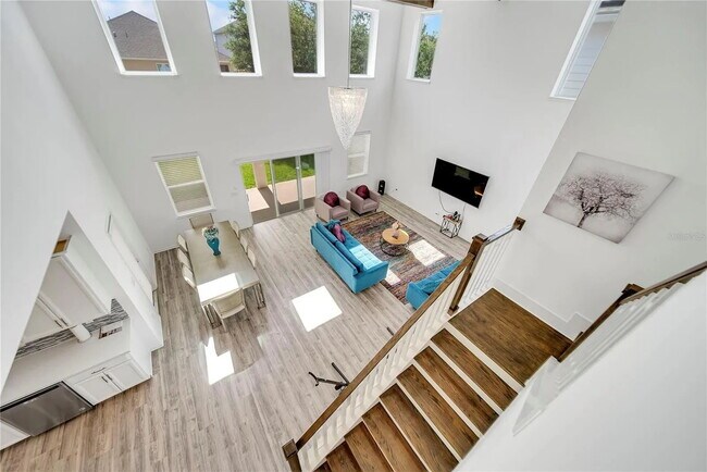 Building Photo - Stunning Fully Furnished 4 Bed Home with Resort-Style Community Amenities