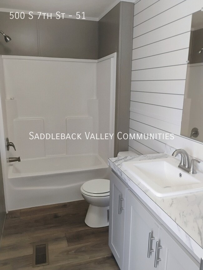 Building Photo - 500 S 7th St