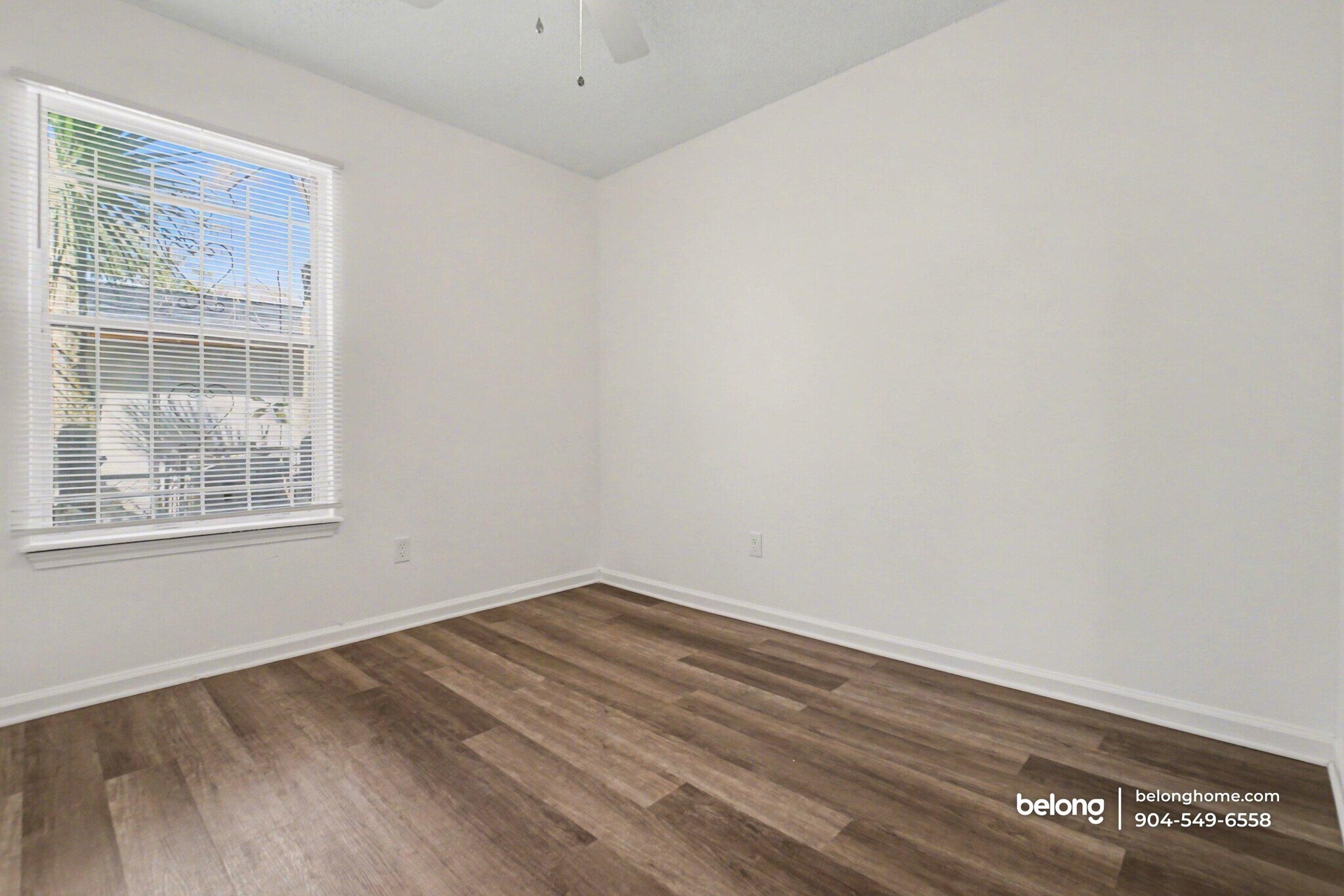 Building Photo - 1995 W 4th St