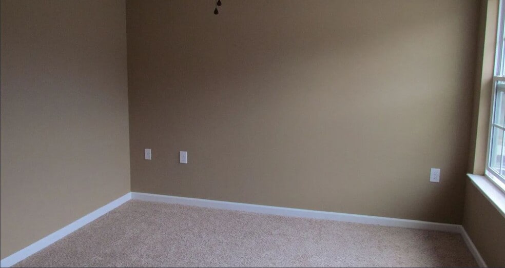 Bedroom - 2237 Spring Meadow Ln SE