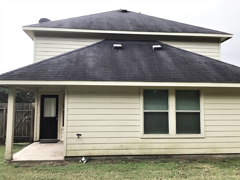 Building Photo - 21530 N Werrington Way
