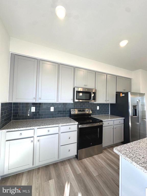 Building Photo - 317 Short Br Dr