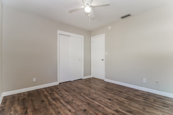 Building Photo - 1733 Ragland Ave