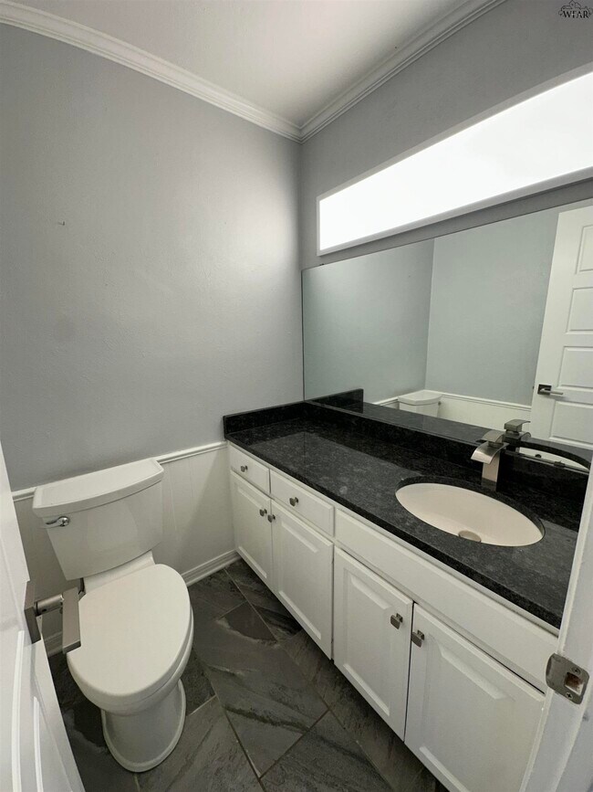 Building Photo - 4513 Martinique