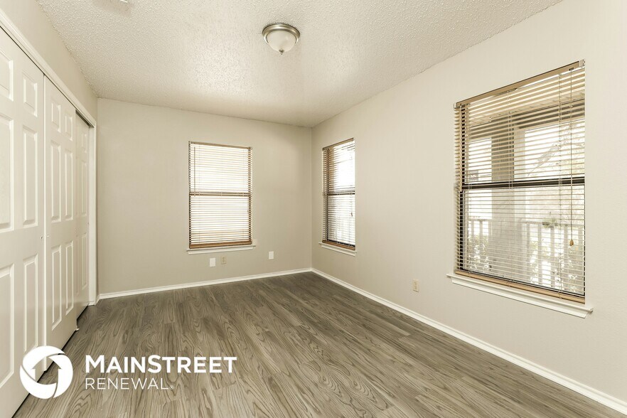Building Photo - 16135 Turnstone Ln