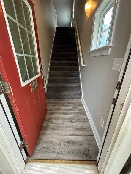 Building Photo - 43 Foxden Dr
