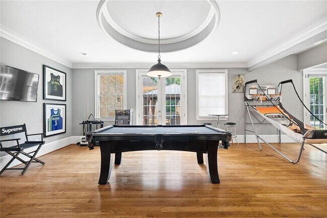 Building Photo - 11140 W Rd