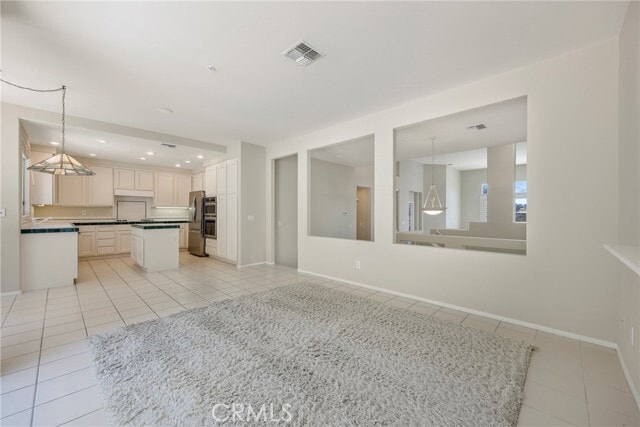 Building Photo - 308 S San Vicente Ln