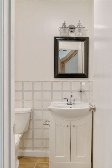 Building Photo - 195 Endicott St