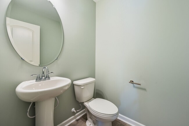 Building Photo - Energy-Efficient 3-Bed, 2.5-Bath Home in B...