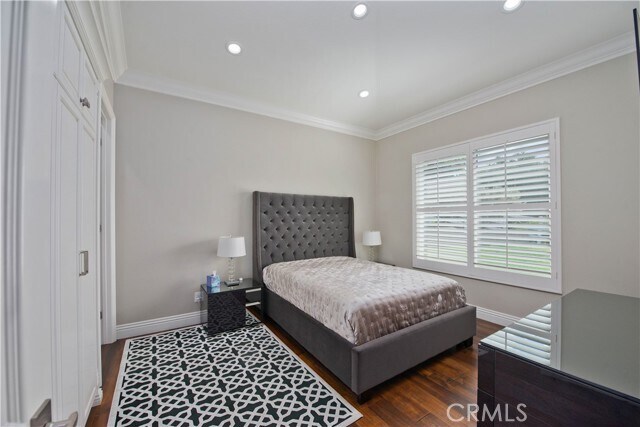 Building Photo - 27048 Triumph Ave