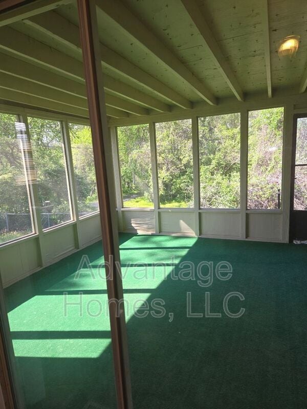 Building Photo - 3212 N 68th St