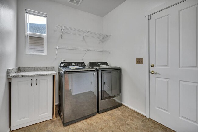 Building Photo - 6426 62nd St Ct W