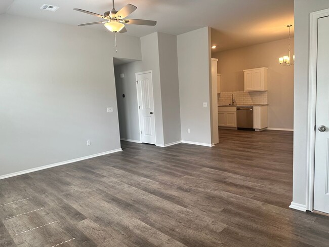 Building Photo - 1st Month Free!