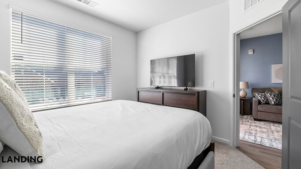 Building Photo - 2800 Milan Ct