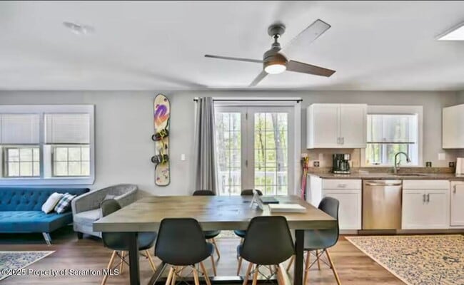 Building Photo - 4562 PA-374