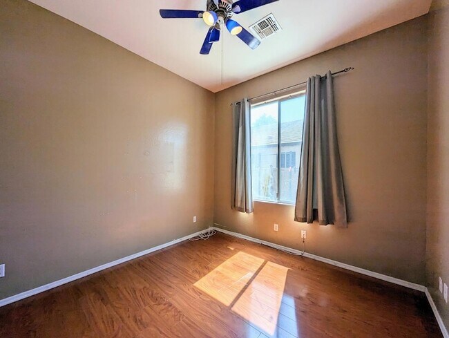 Building Photo - 3310 W Latona Rd