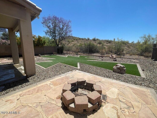 Building Photo - 6427 W Villa Linda Dr