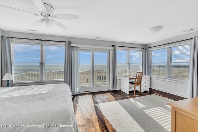 Building Photo - 369 Beach Front