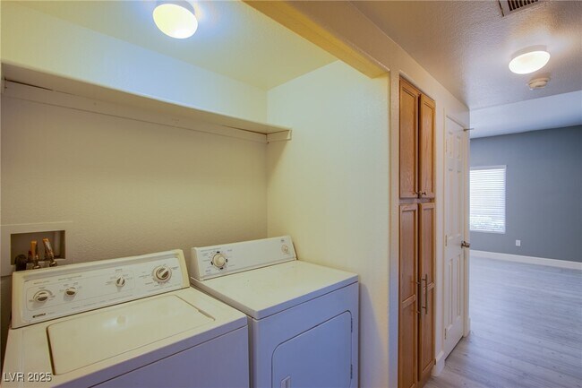 Building Photo - 9580 W Reno Ave